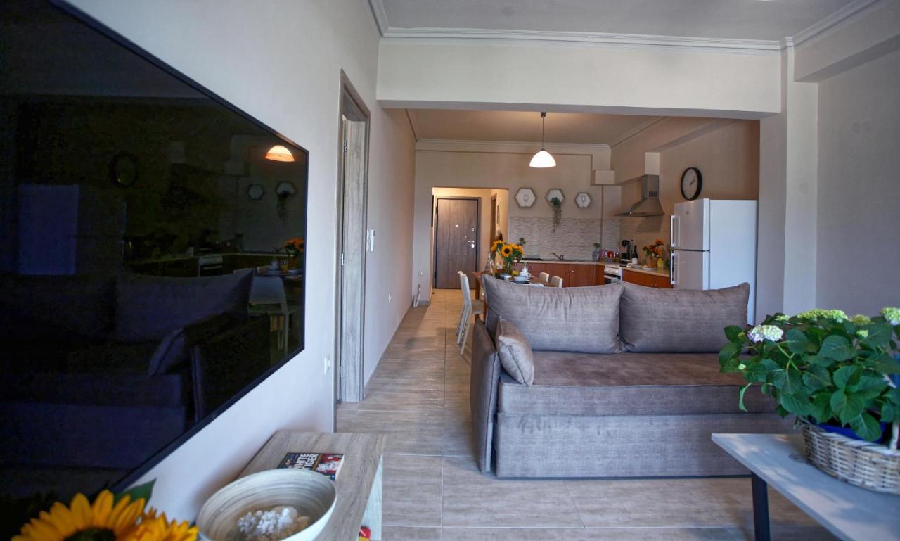 Seaview-apartments Apartment