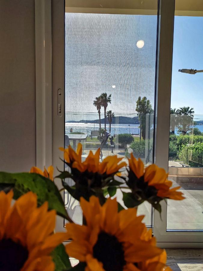 Seaview-apartments *
